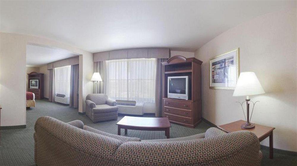 Holiday Inn Express Hotel & Suites Gillette By Ihg Exterior photo
