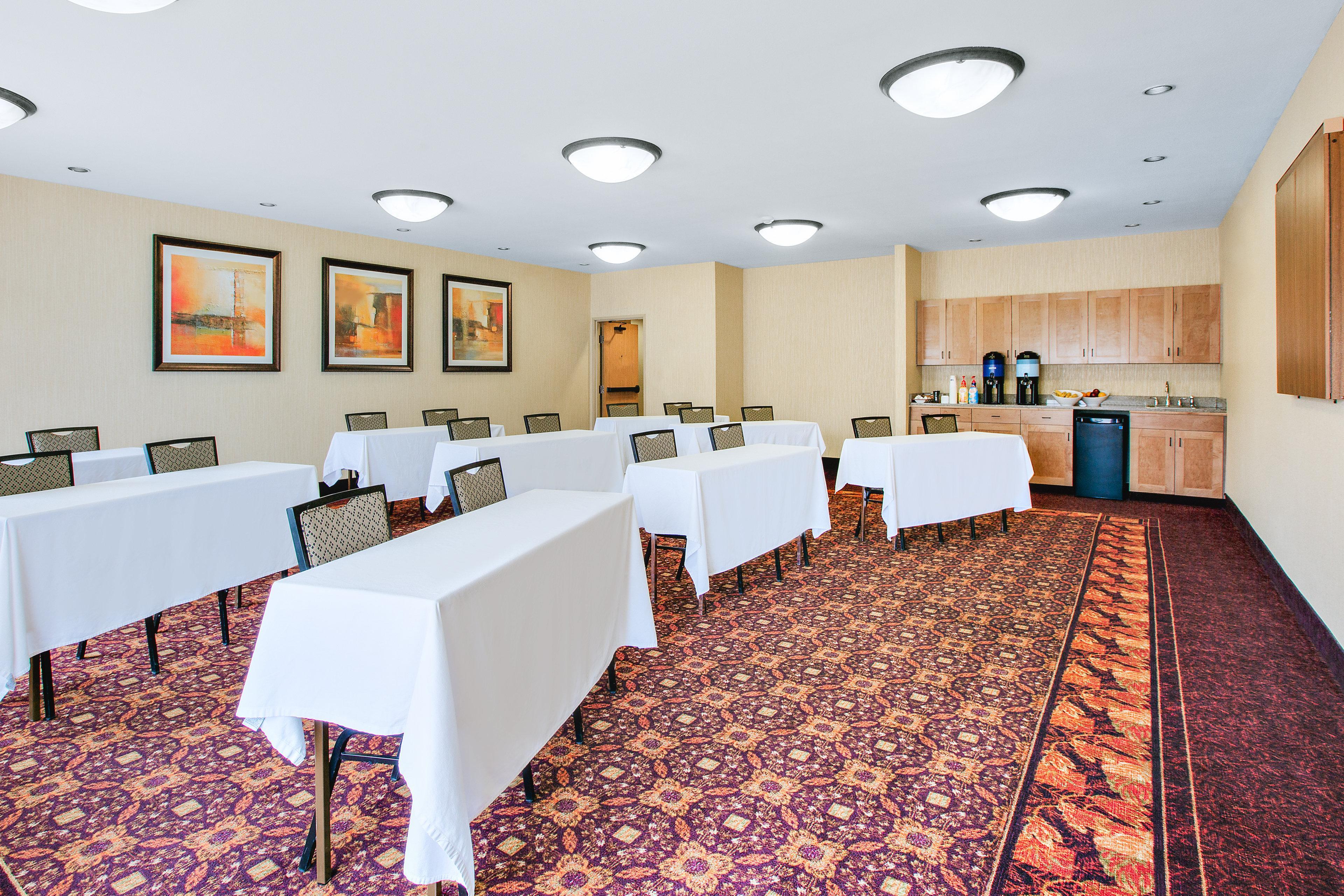Holiday Inn Express Hotel & Suites Gillette By Ihg Exterior photo