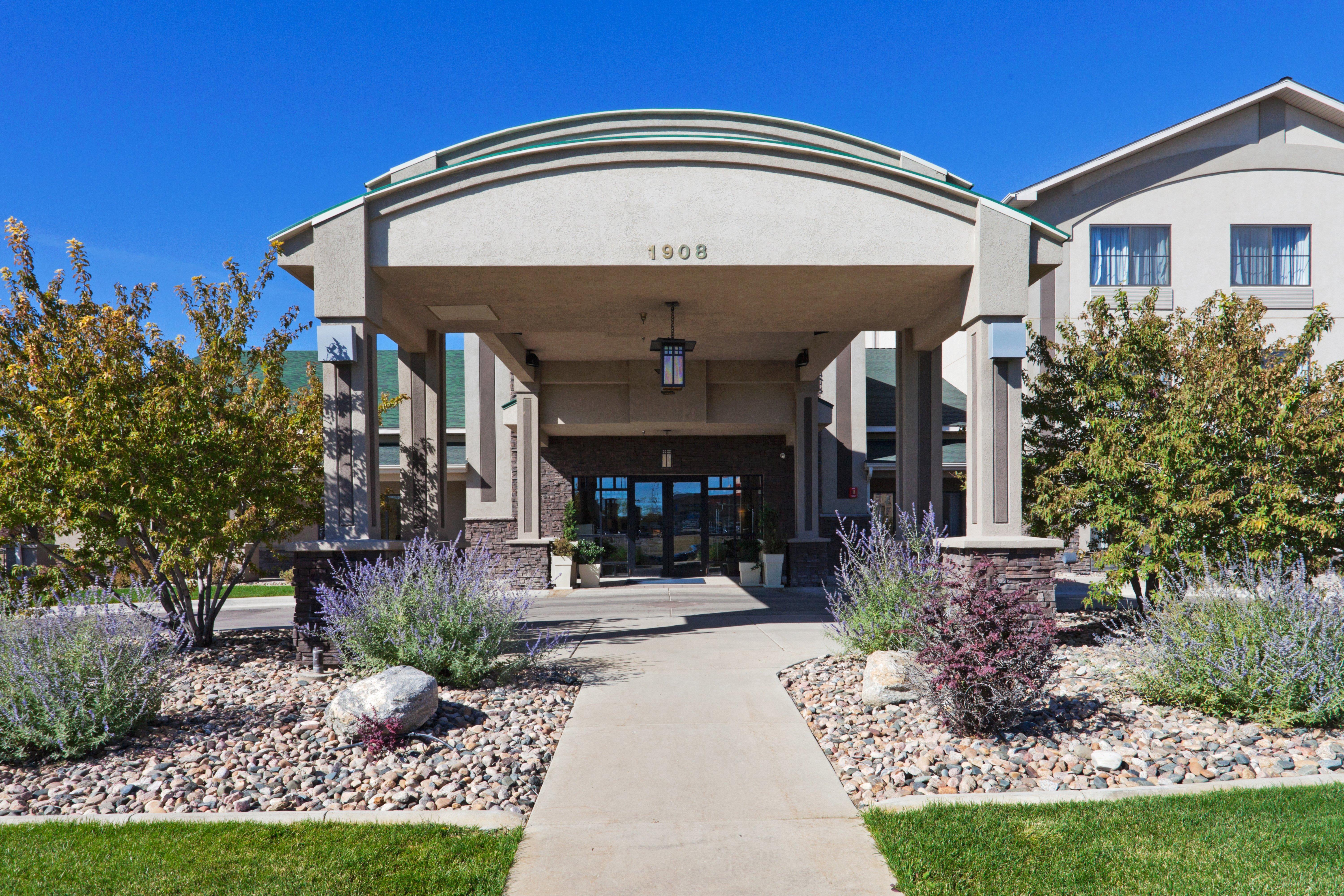 Holiday Inn Express Hotel & Suites Gillette By Ihg Exterior photo